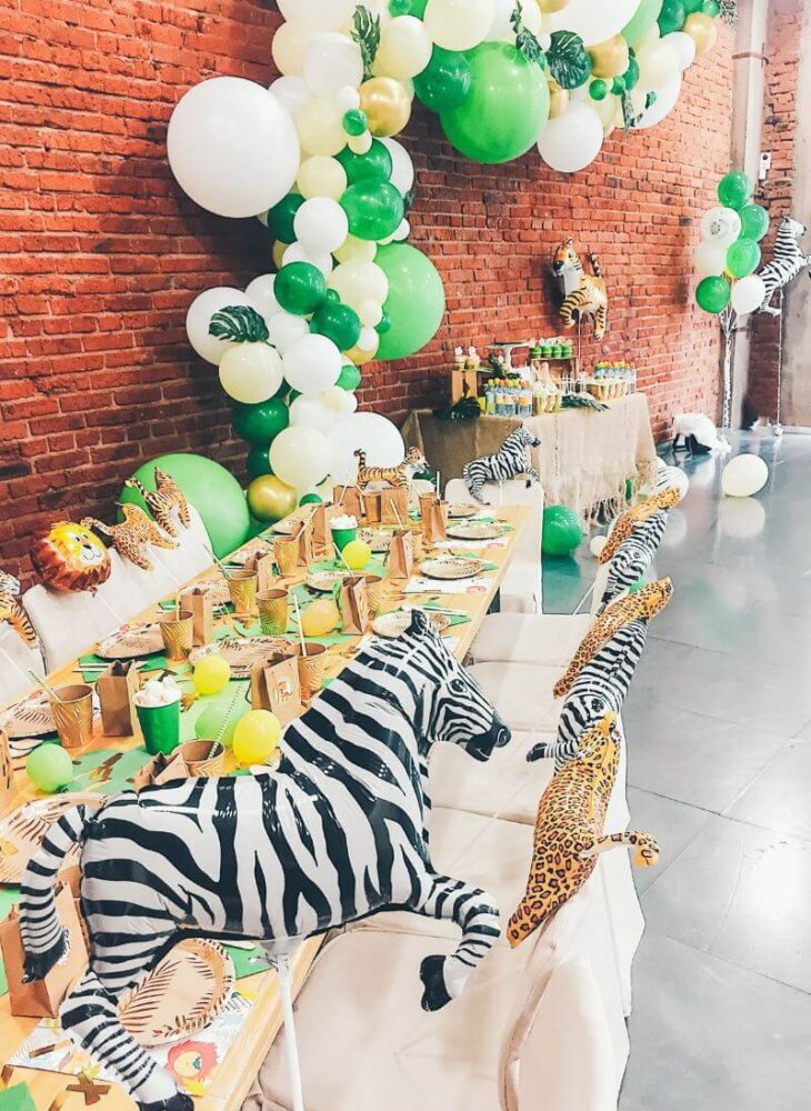 safari baby shower ILI vintage travel decorations