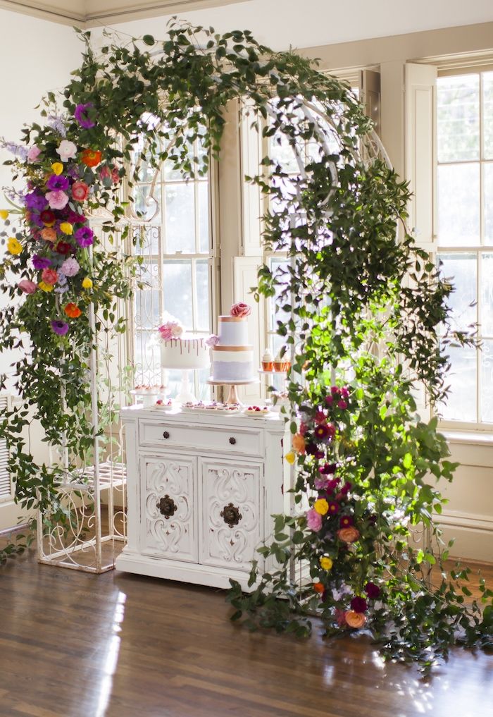 secret English garden photo centerpiece